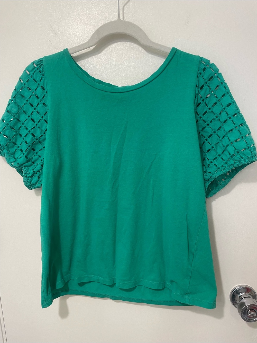 J Crew kelly green eyelet puff sleeve tee shirt textured top sz M
